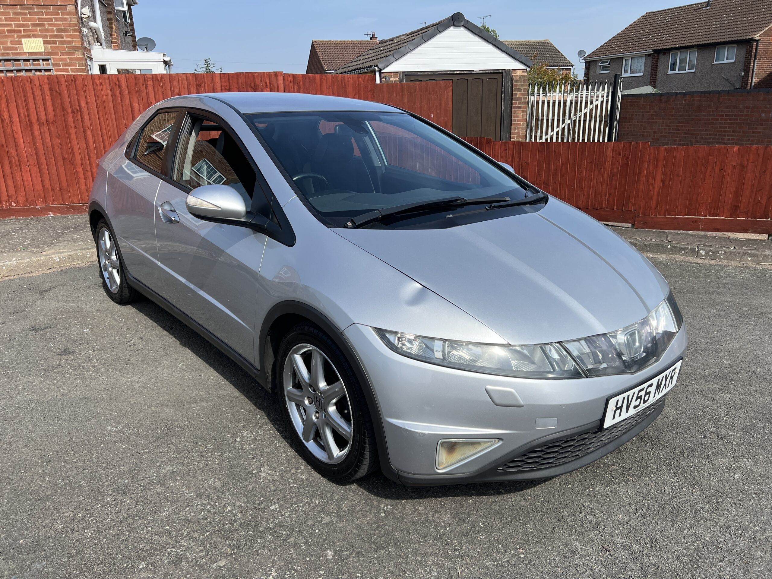 
								2006 Honda Civic EX i-VTEC full									